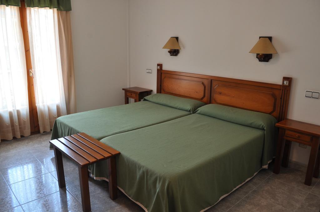 Hotel Latre Broto Zimmer foto